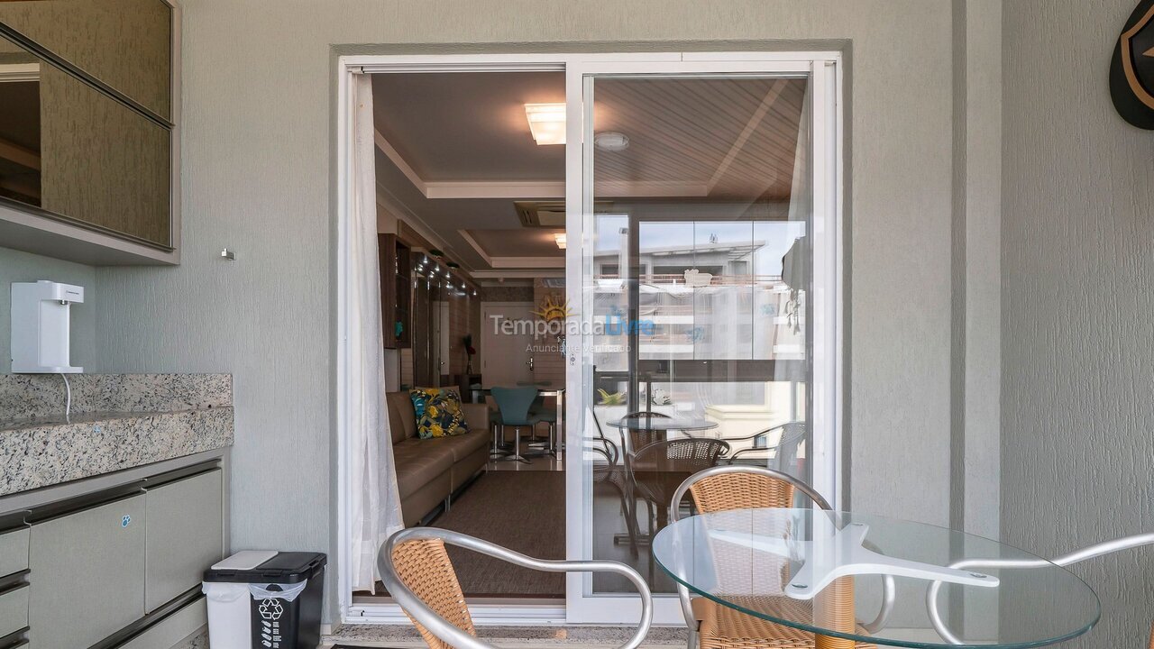 Apartamento para aluguel de temporada em Bombinhas (Praia de Bombas)