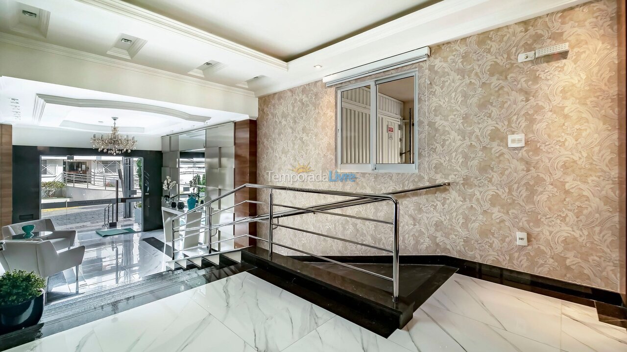 Apartamento para aluguel de temporada em Bombinhas (Praia de Bombas)