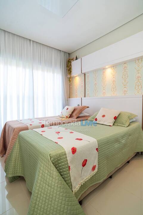 Apartment for vacation rental in Florianópolis (Praia do Santinho)