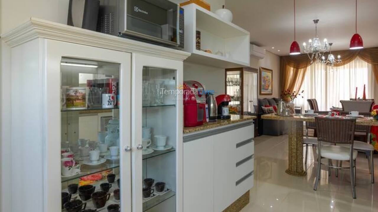 Apartment for vacation rental in Florianópolis (Praia do Santinho)