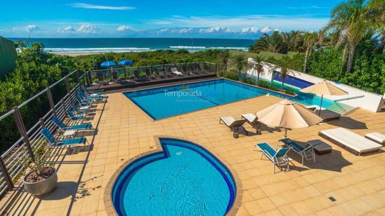 Apartment for vacation rental in Florianópolis (Praia do Santinho)