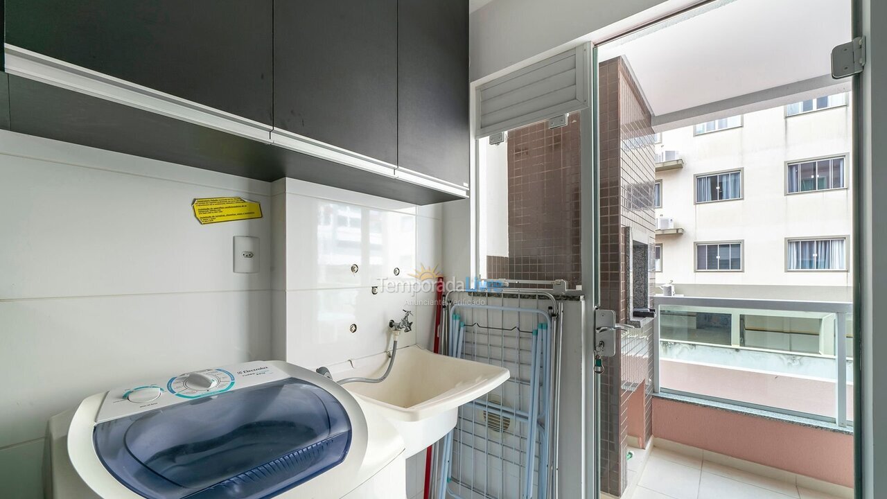 Apartamento para aluguel de temporada em Bombinhas (Praia de Bombas)