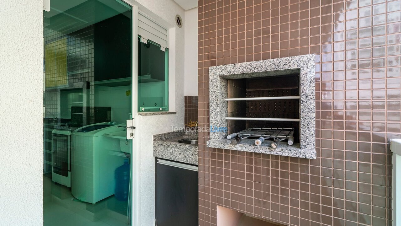 Apartamento para aluguel de temporada em Bombinhas (Praia de Bombas)