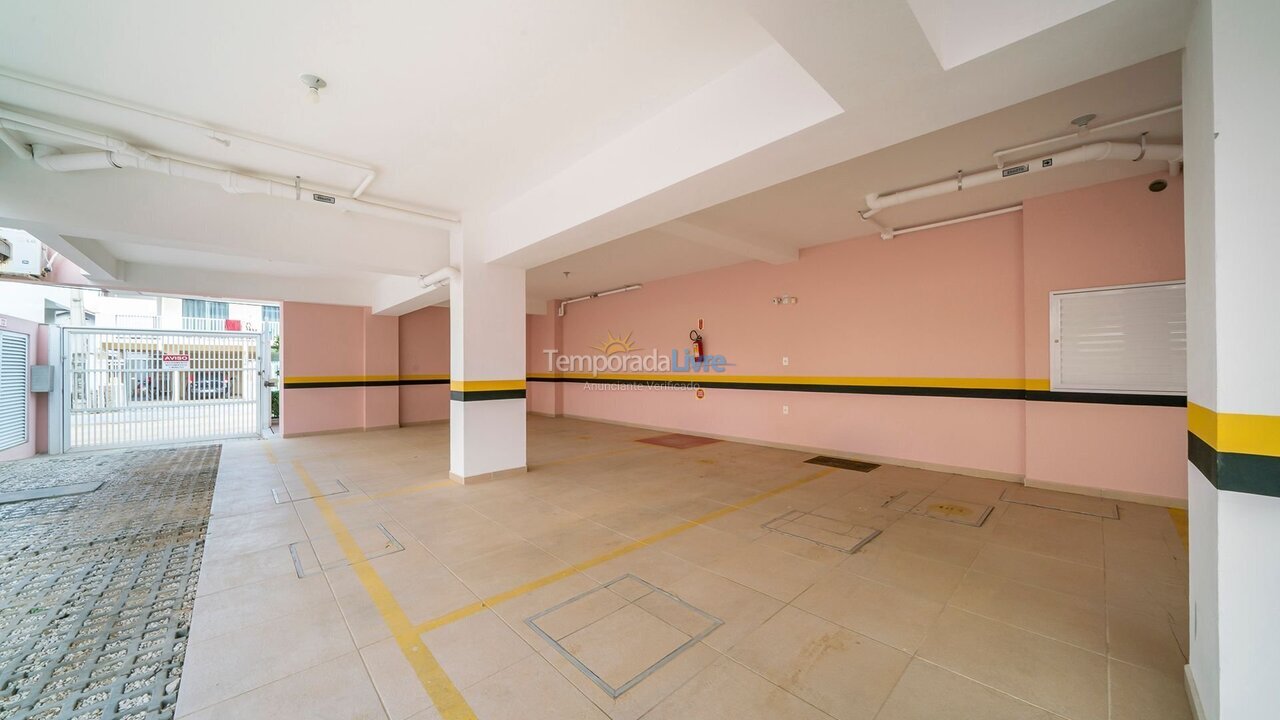 Apartamento para aluguel de temporada em Bombinhas (Praia de Bombas)