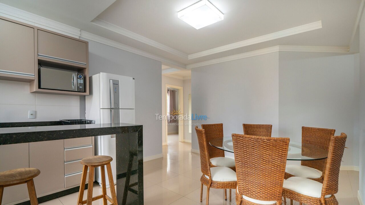 Apartamento para aluguel de temporada em Bombinhas (Praia de Bombas)