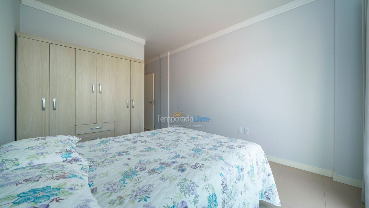 Apartamento para aluguel de temporada em Bombinhas (Praia de Bombas)