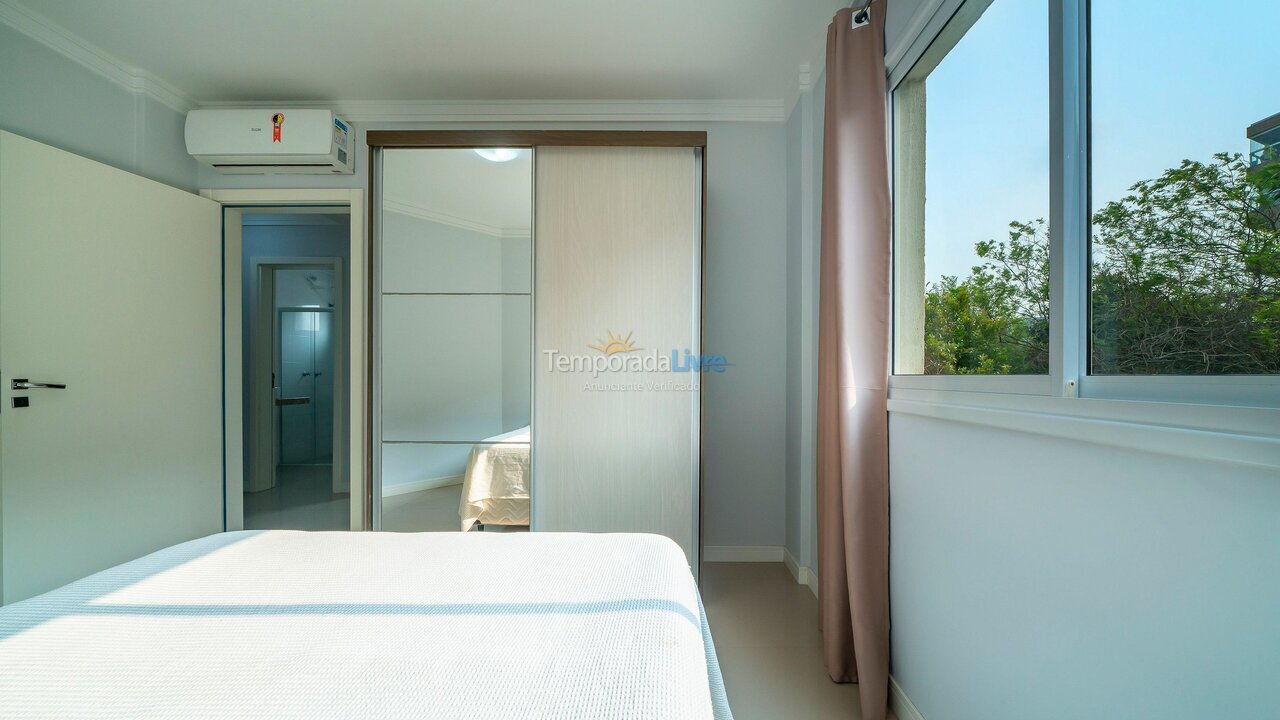 Apartamento para aluguel de temporada em Bombinhas (Praia de Bombas)