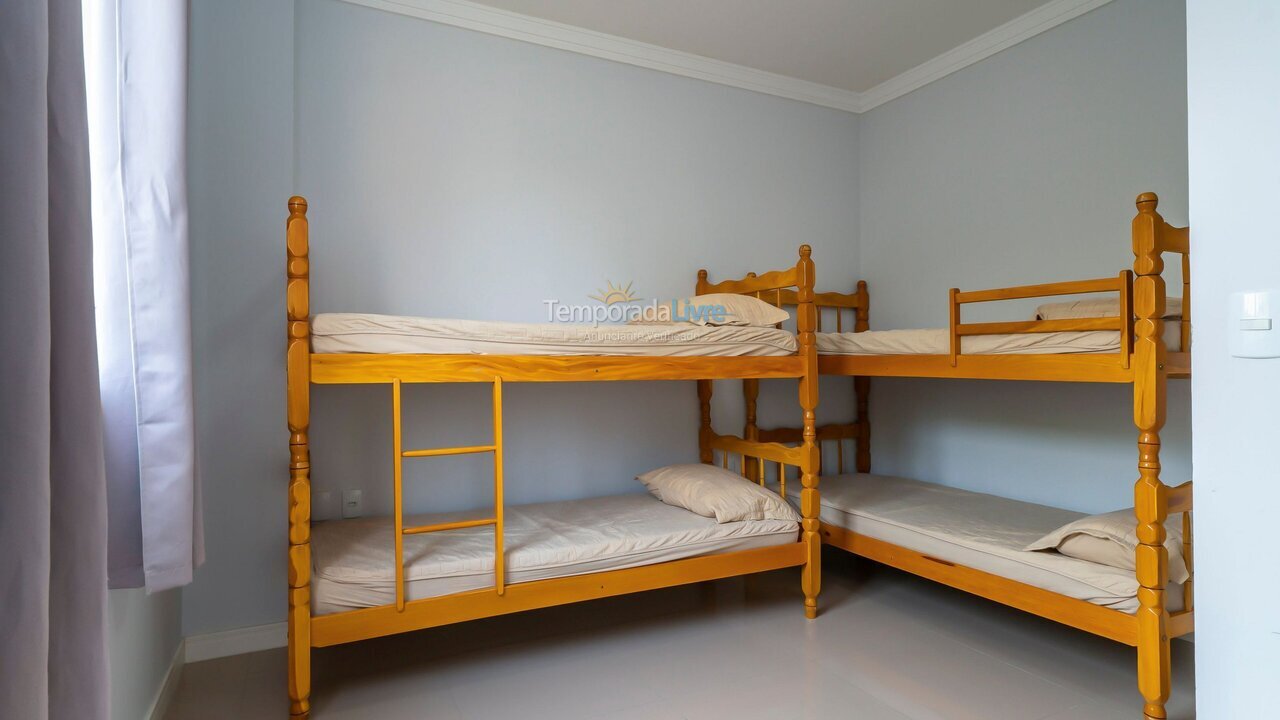 Apartamento para aluguel de temporada em Bombinhas (Praia de Bombas)