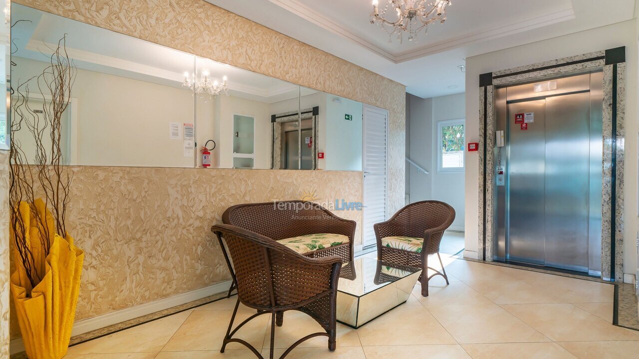 Apartamento para aluguel de temporada em Bombinhas (Praia de Bombas)