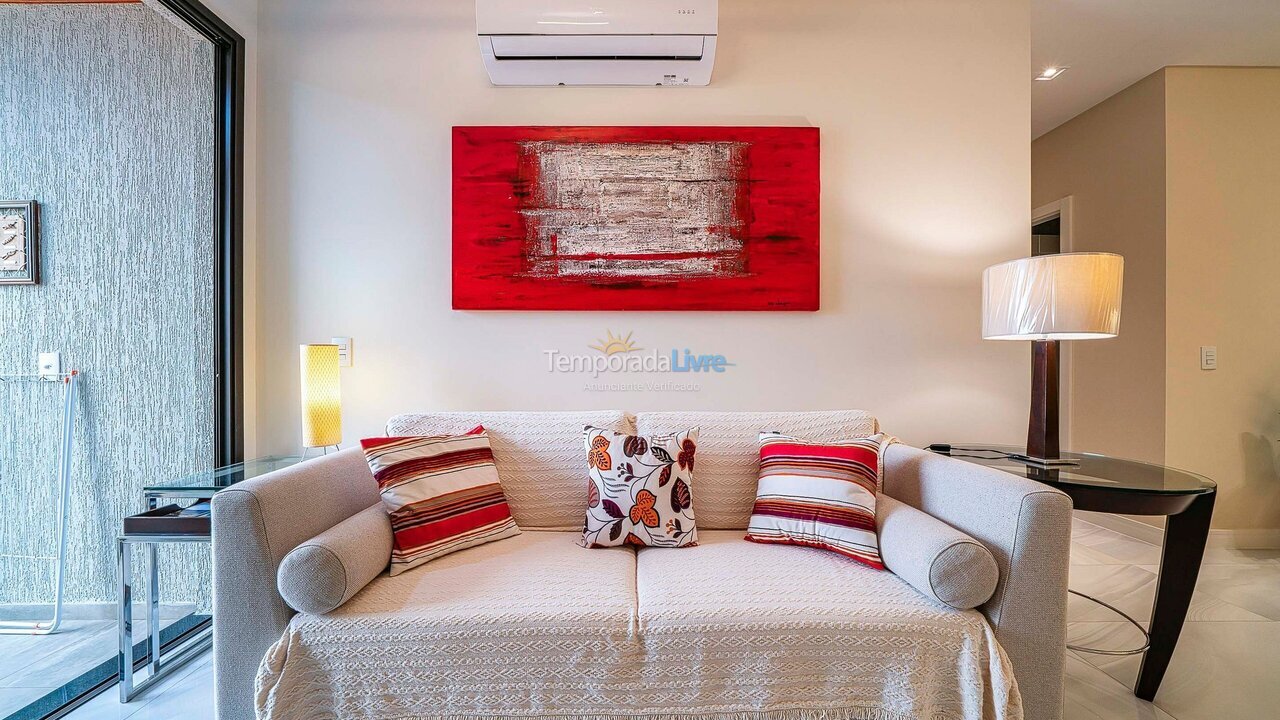 Apartment for vacation rental in Bombinhas (Praia de Bombas)