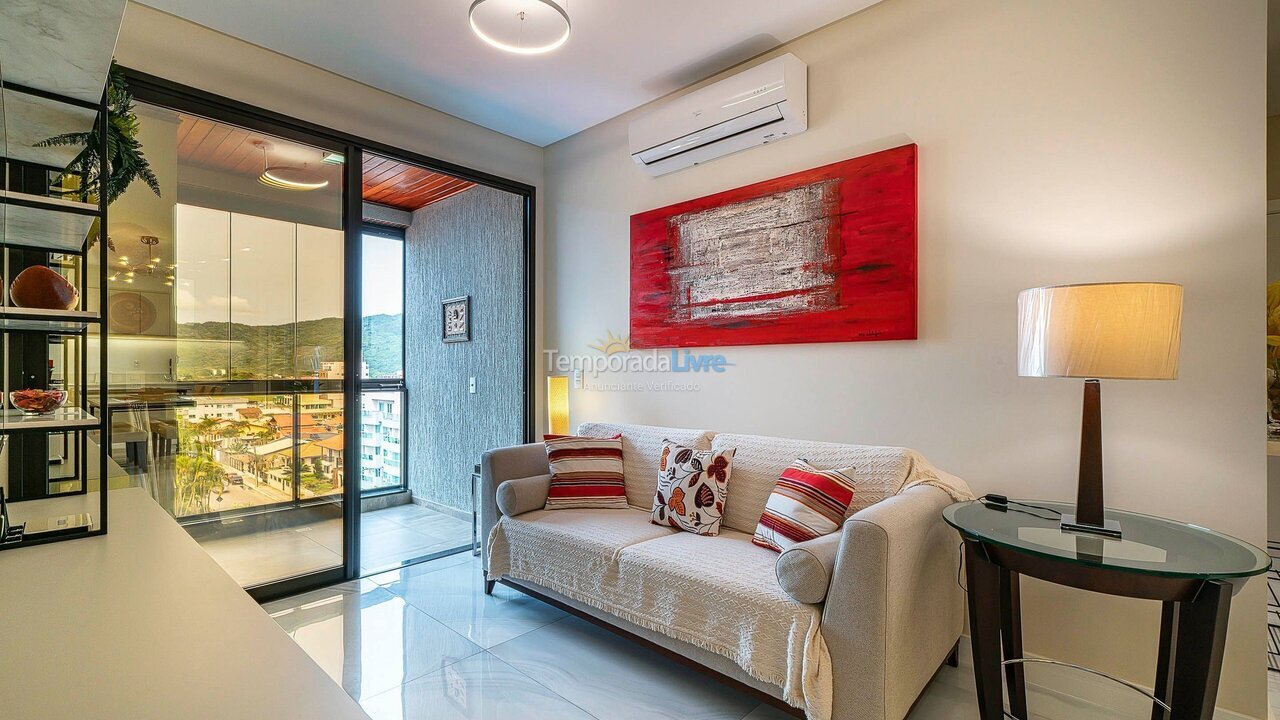 Apartment for vacation rental in Bombinhas (Praia de Bombas)