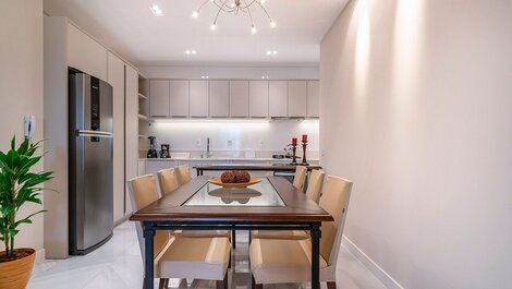 3 bedroom house for 10 people in Bombas-SC