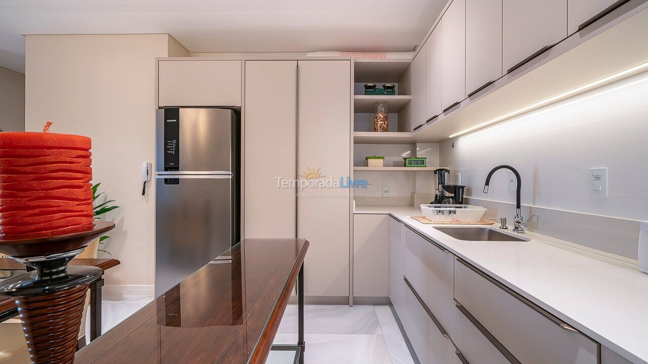 Apartment for vacation rental in Bombinhas (Praia de Bombas)