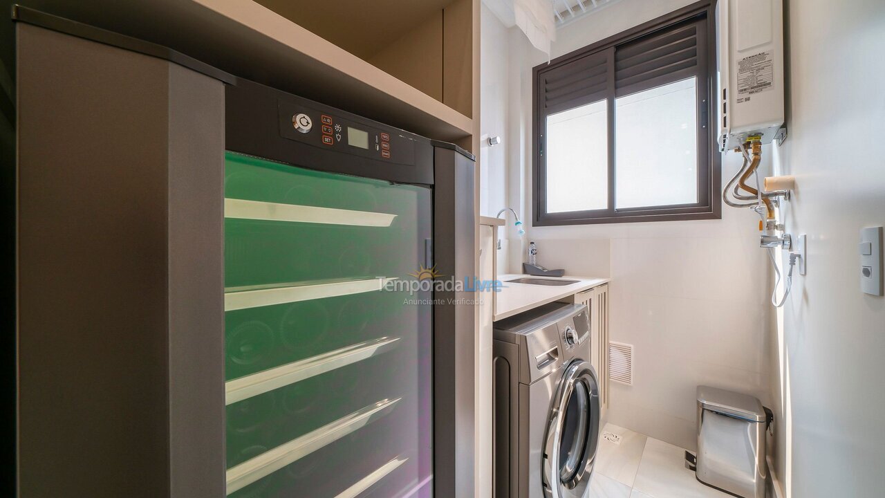 Apartment for vacation rental in Bombinhas (Praia de Bombas)