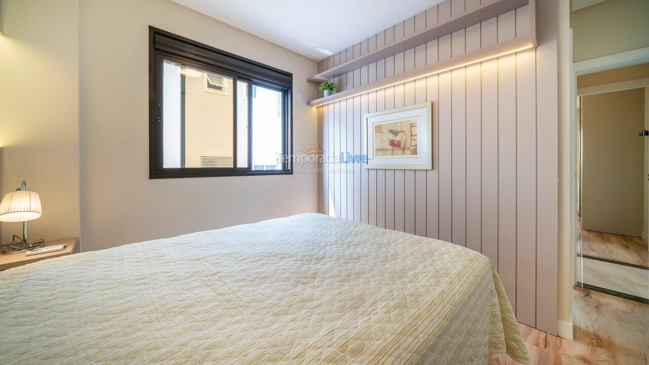 Apartment for vacation rental in Bombinhas (Praia de Bombas)