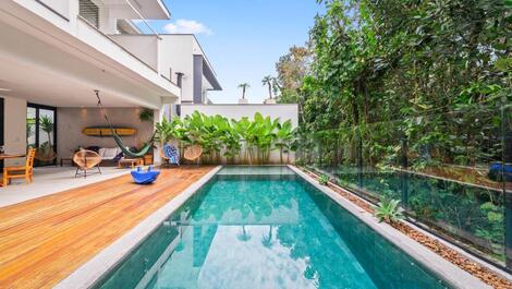 Refuge with comfort and sophistication