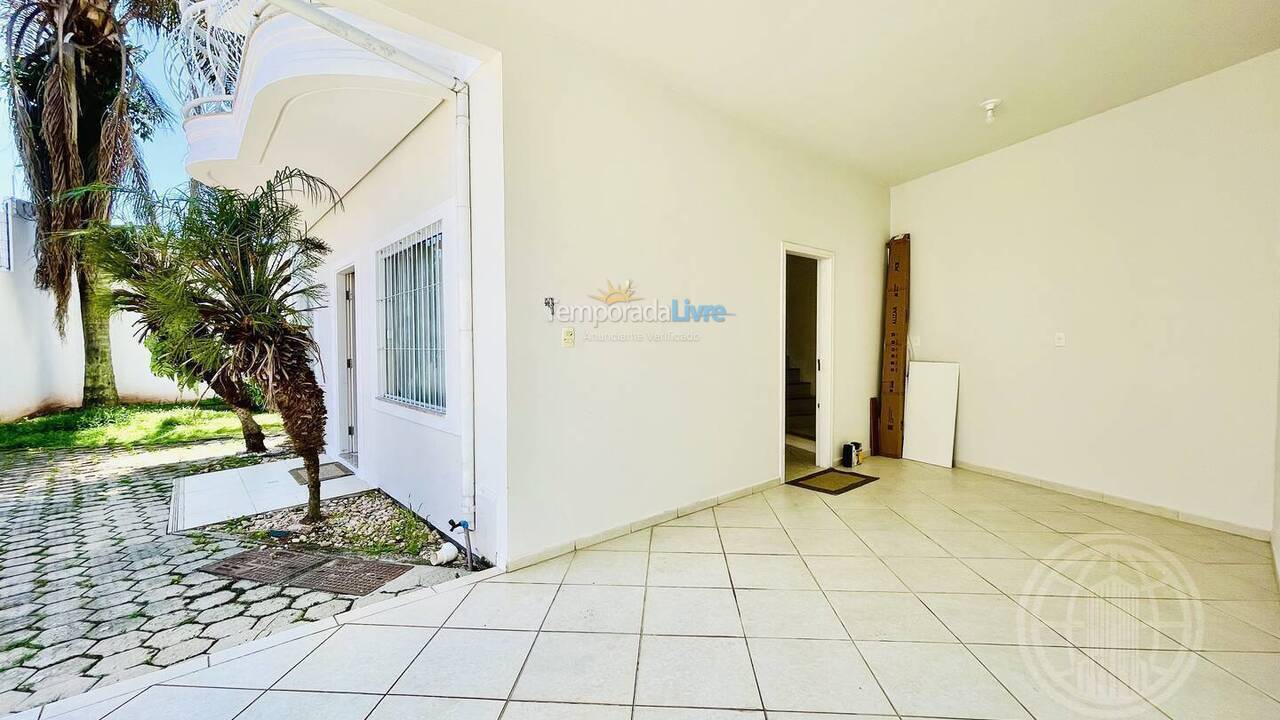 House for vacation rental in Florianopolis (Canasvieiras)