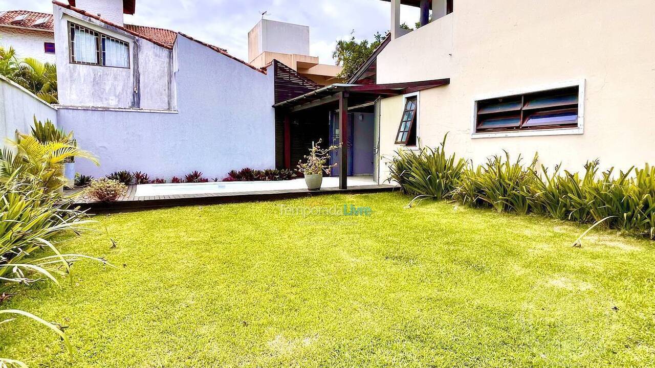 Casa para aluguel de temporada em Florianopolis (Canasvieiras)