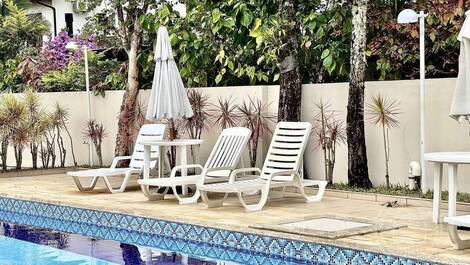 Casa en condominio con 4 suites, a una cuadra de la playa. TEMPORADA