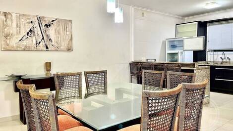 Casa en condominio con 4 suites, a una cuadra de la playa. TEMPORADA