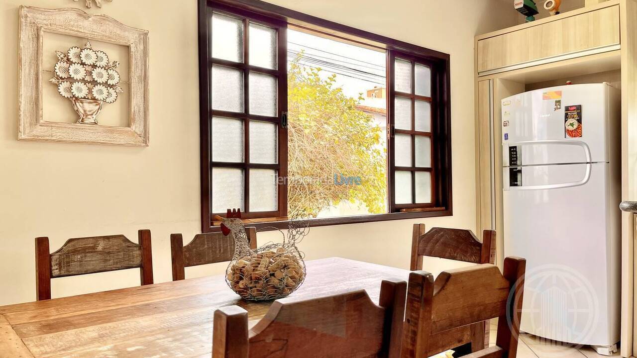 Casa para aluguel de temporada em Florianopolis (Canasvieiras)
