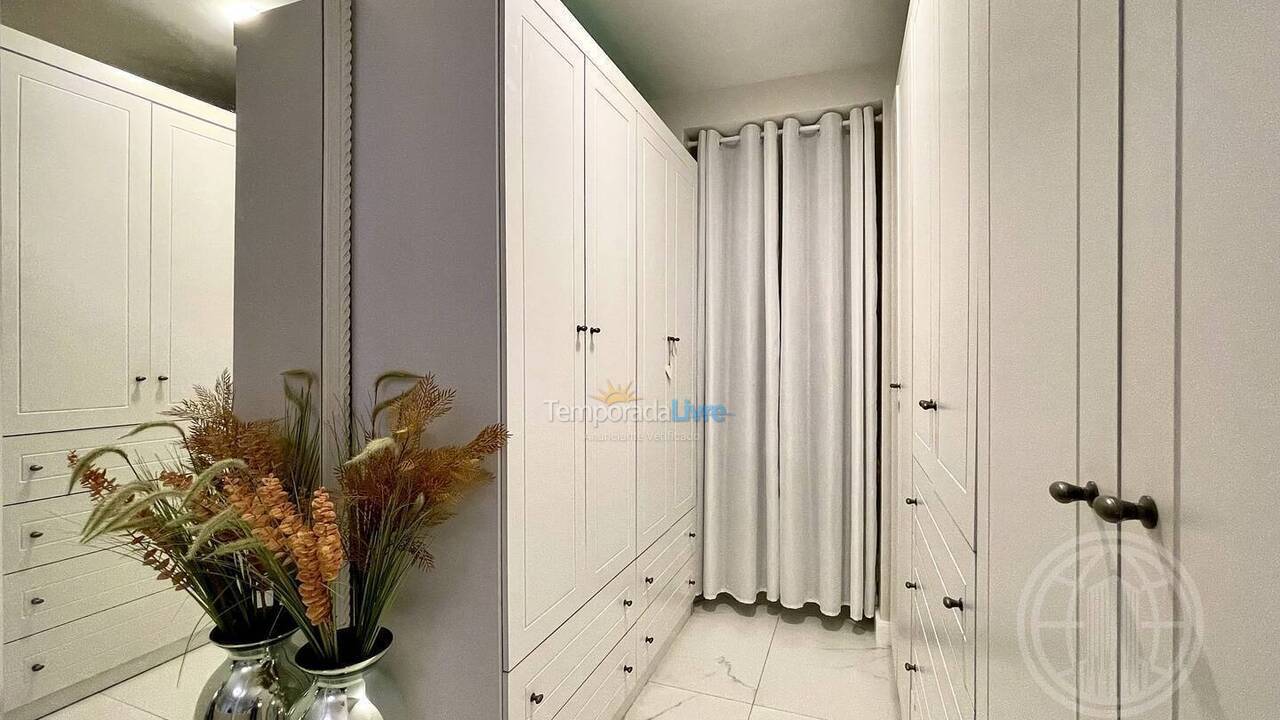 Apartamento para aluguel de temporada em Florianopolis (Canasvieiras)