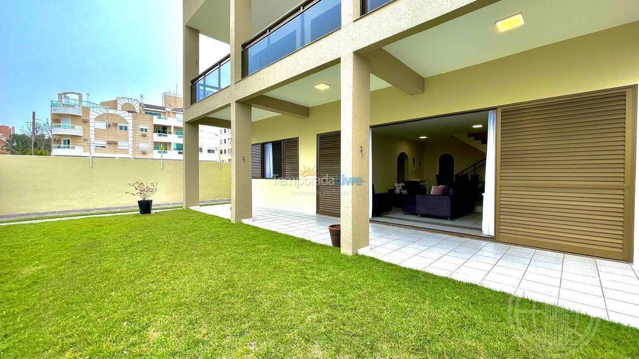 House for vacation rental in Florianopolis (Canasvieiras)