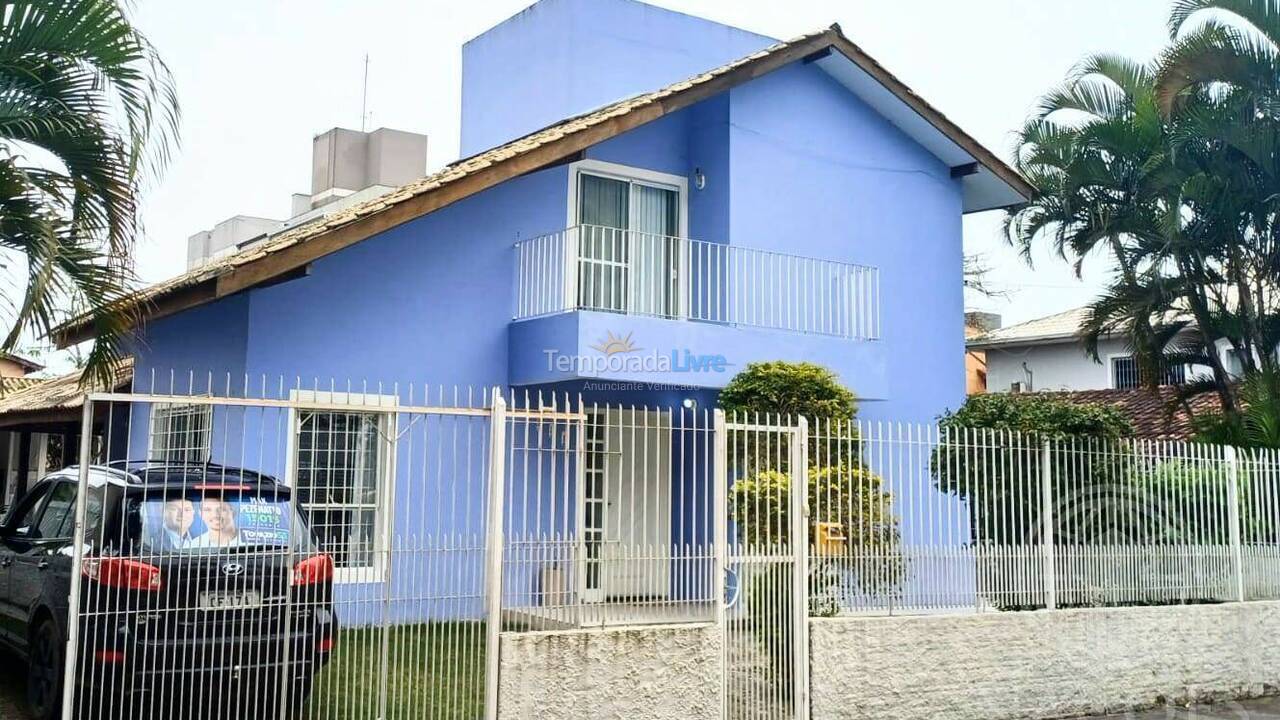 House for vacation rental in Florianopolis (Canasvieiras)