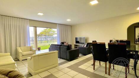 Seafront House with 7 bedrooms SEASONAL