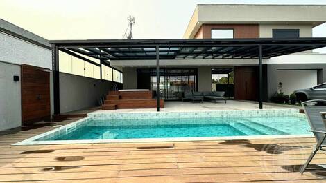 Casa alto padrão 4 suítes VENDA e TEMPORADA