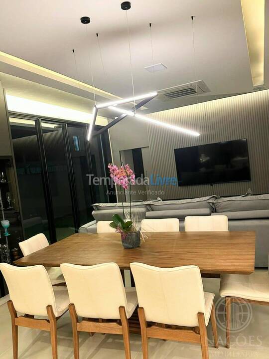 Casa para aluguel de temporada em Florianopolis (Praia dos Ingleses)