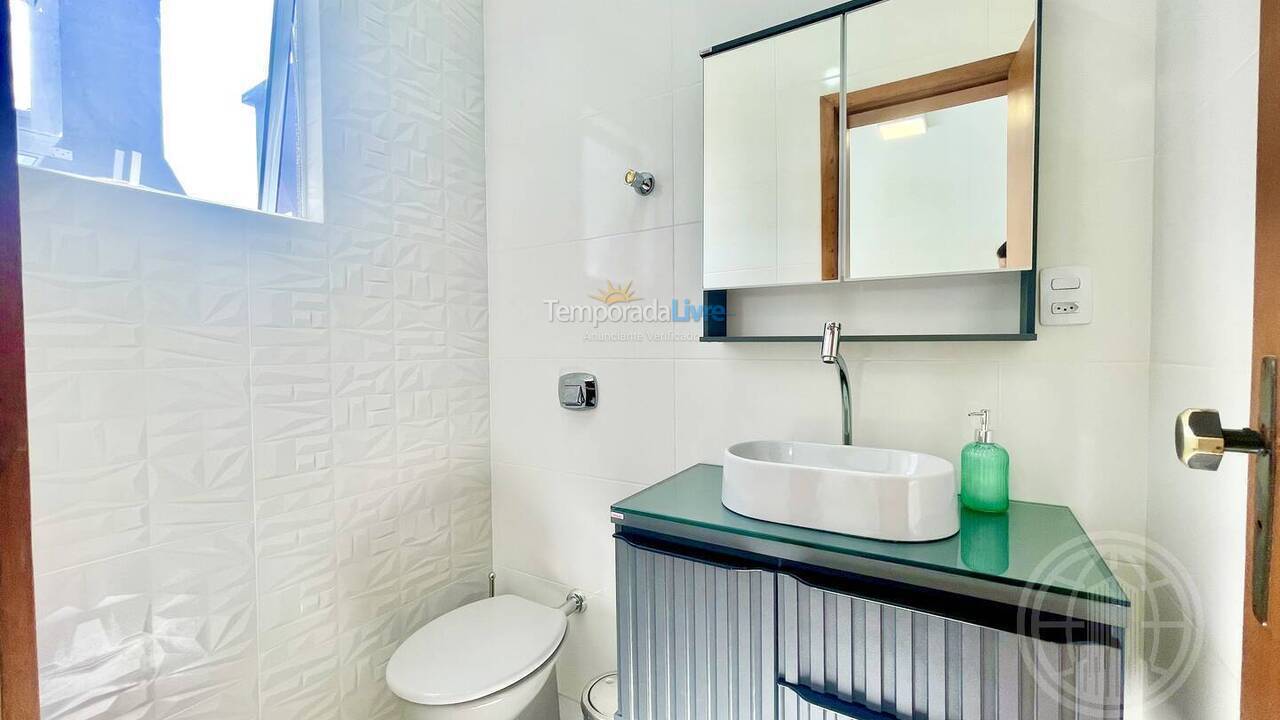 Apartamento para aluguel de temporada em Florianopolis (Canasvieiras)