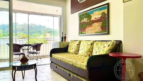 Apartamento 2 dormitórios uma quadra e meia do mar TEMPORADA