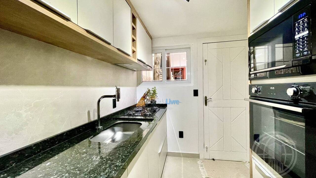 House for vacation rental in Florianopolis (Canasvieiras)