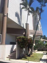 Na Quadra do Mar! Apartamento 1 dormitório c/vista mar TEMPORADA