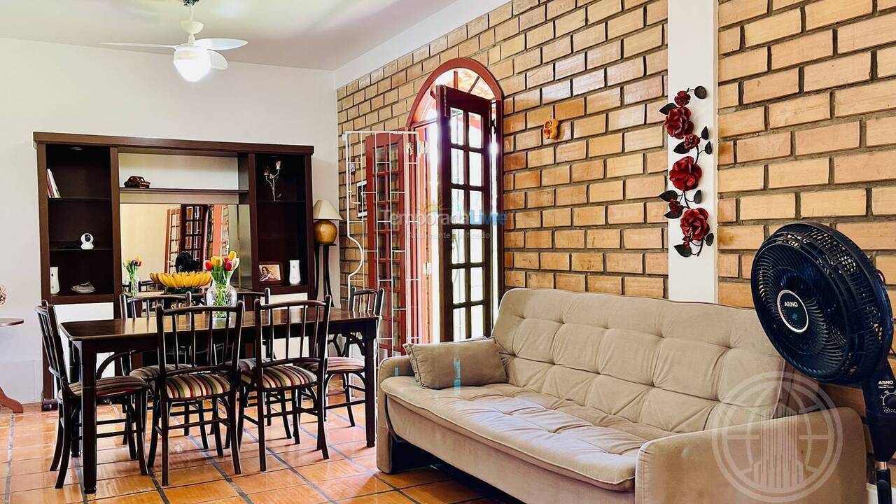 Casa para aluguel de temporada em Florianopolis (Canasvieiras)