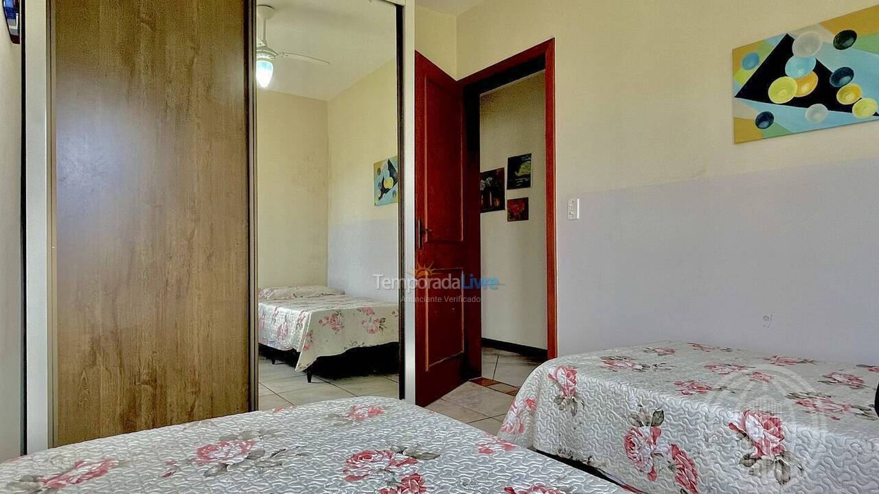 Apartamento para aluguel de temporada em Florianopolis (Canasvieiras)