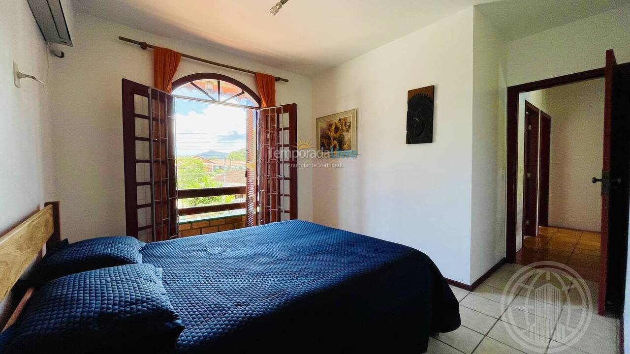 Casa para aluguel de temporada em Florianopolis (Canasvieiras)