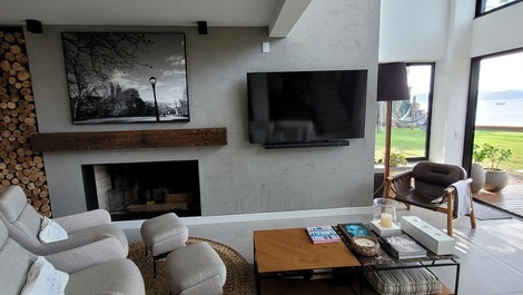 CASA BRISA - SEA FRONT SOUTH OF THE ISLAND - SEASONAL RENTAL