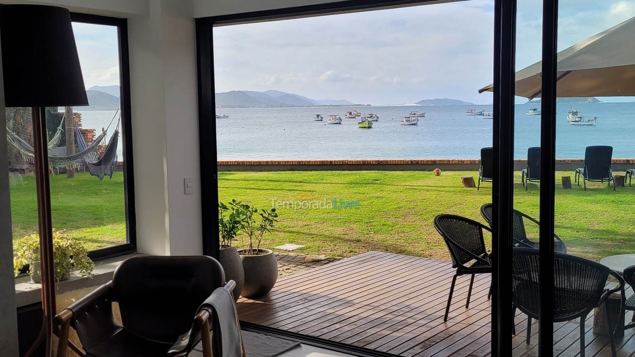 House for vacation rental in Florianópolis (Praia da Armação)