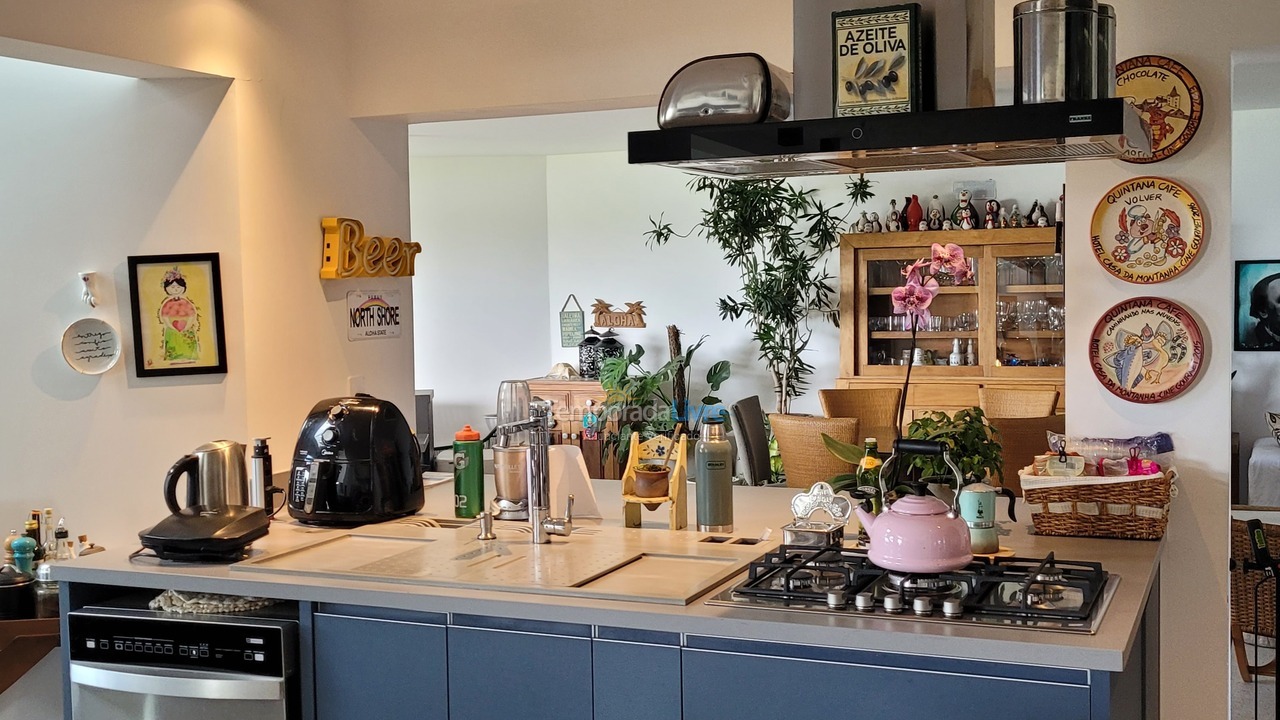 House for vacation rental in Florianópolis (Praia da Armação)