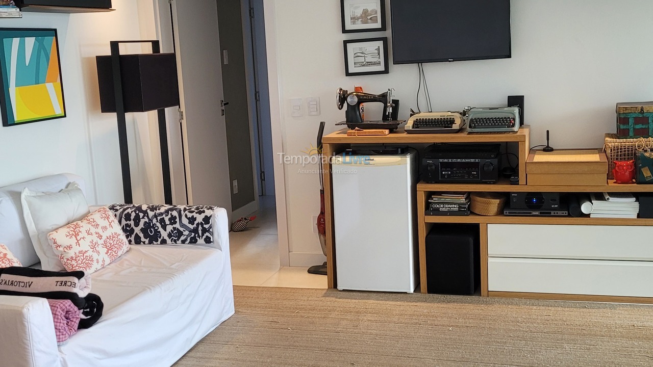 House for vacation rental in Florianópolis (Praia da Armação)