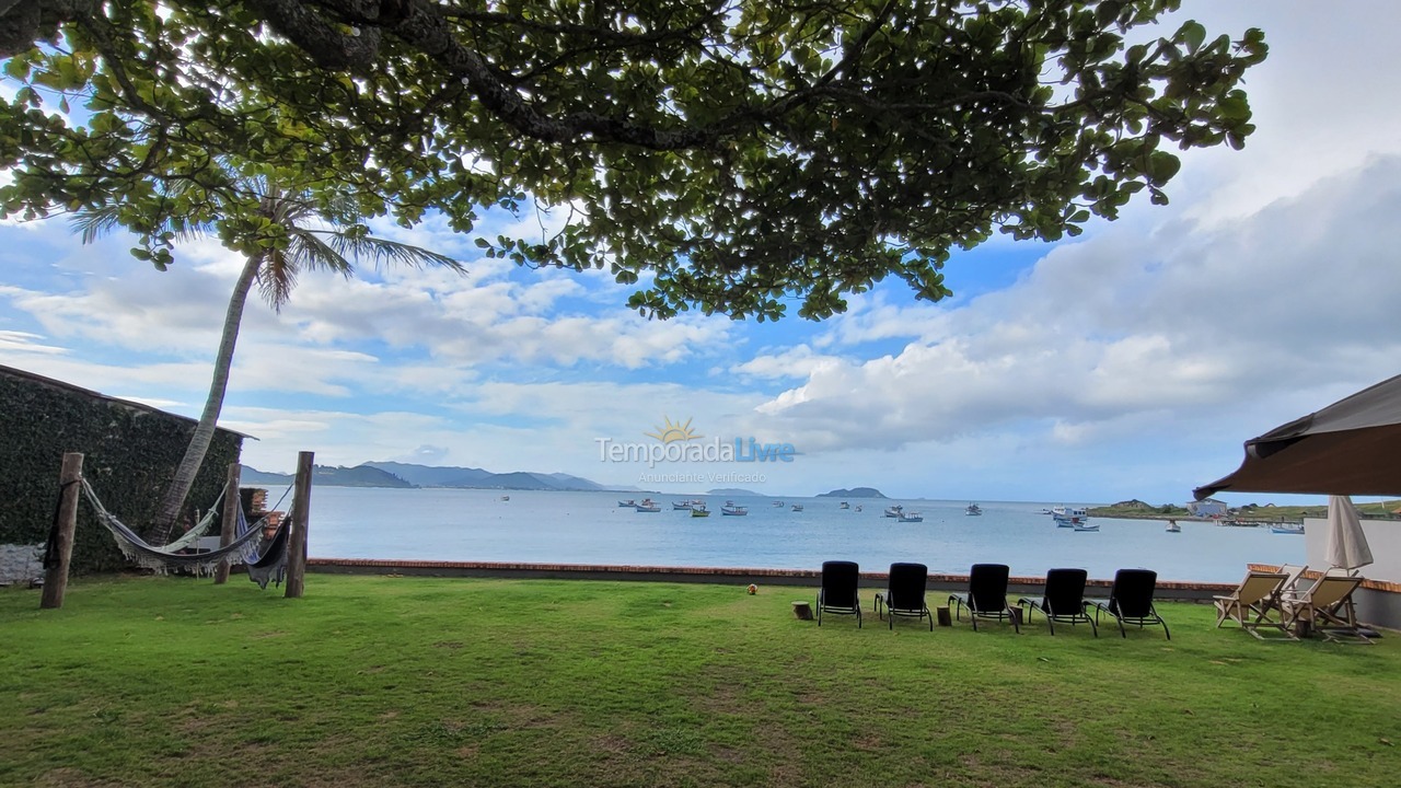 House for vacation rental in Florianópolis (Praia da Armação)