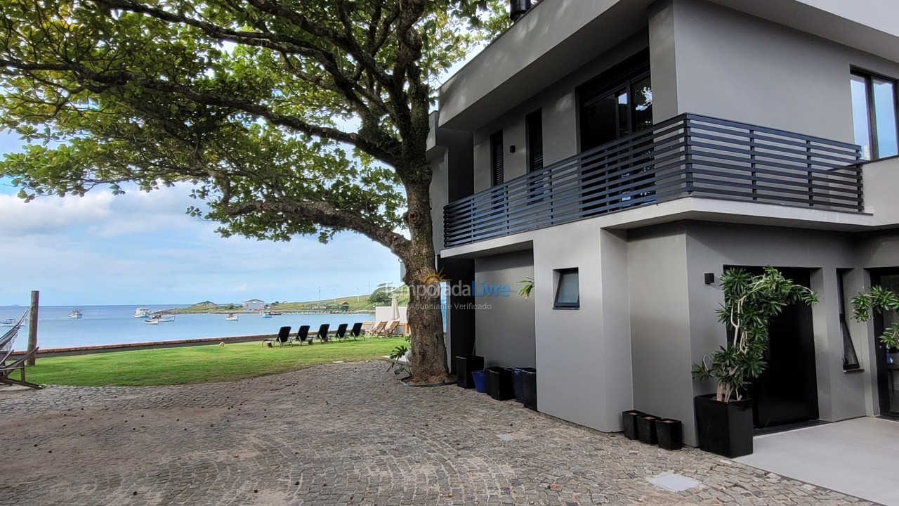 House for vacation rental in Florianópolis (Praia da Armação)