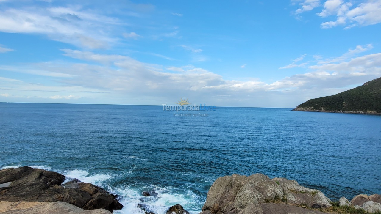 House for vacation rental in Florianópolis (Praia da Armação)