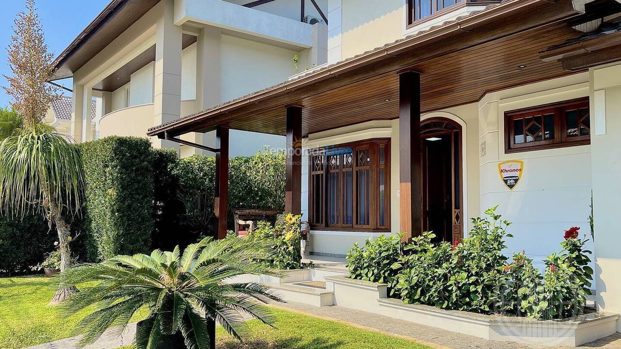 House for vacation rental in Florianopolis (Jurerê Internacional)