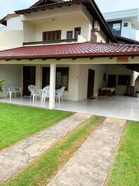 6 bedroom house SEASONAL