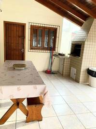 6 bedroom house SEASONAL