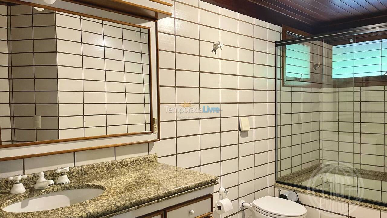 Casa para aluguel de temporada em Florianopolis (Canasvieiras)