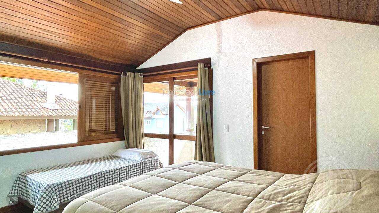 Casa para aluguel de temporada em Florianopolis (Canasvieiras)